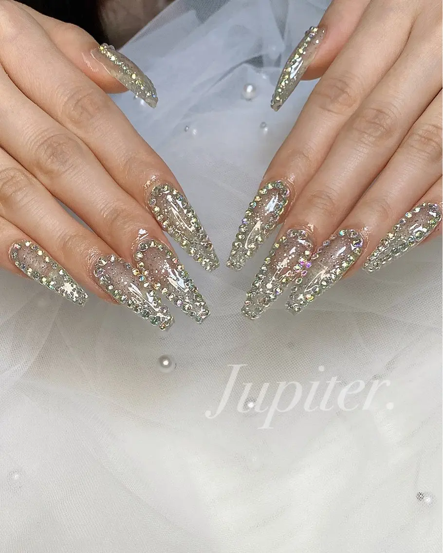 ネイル ロングネイル ハンドネイル Jupiter .のネイルデザイン
