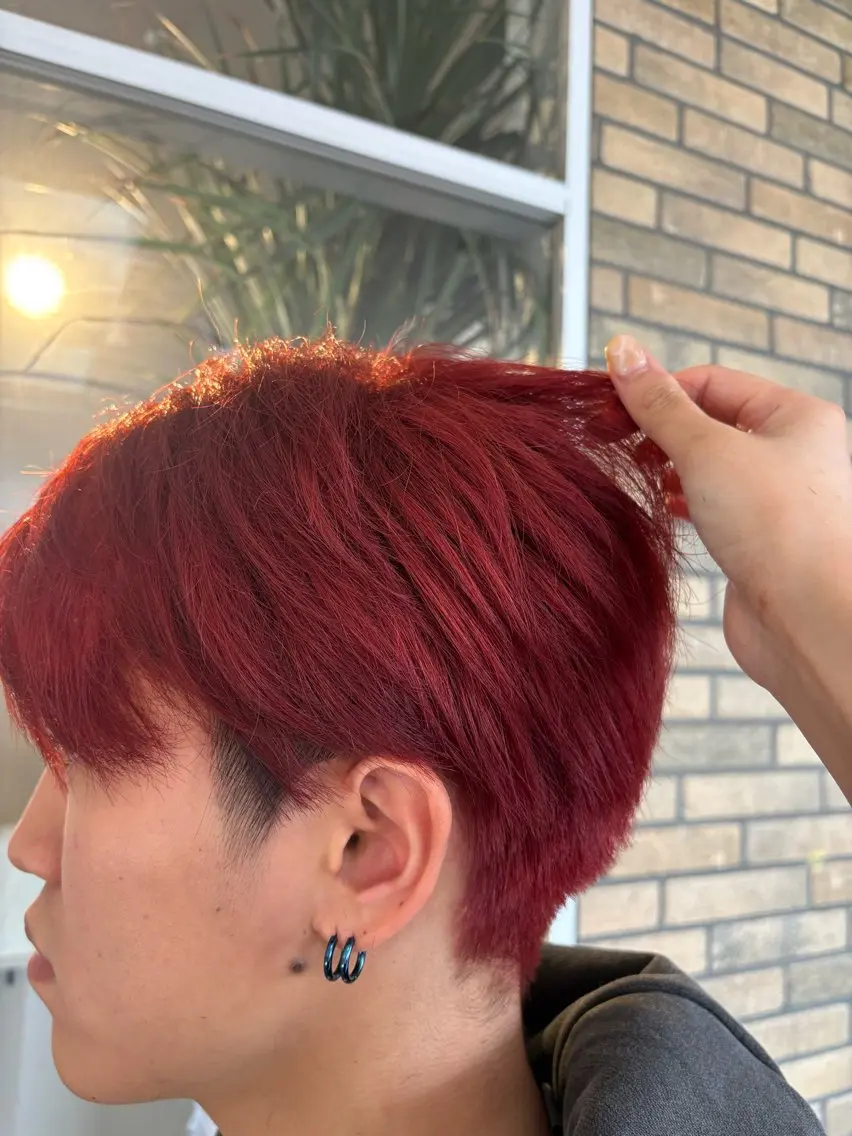 カラー メンズ ダブルカラー カット ヘアカラー トリートメント しゅり Flag hairのヘアスタイル