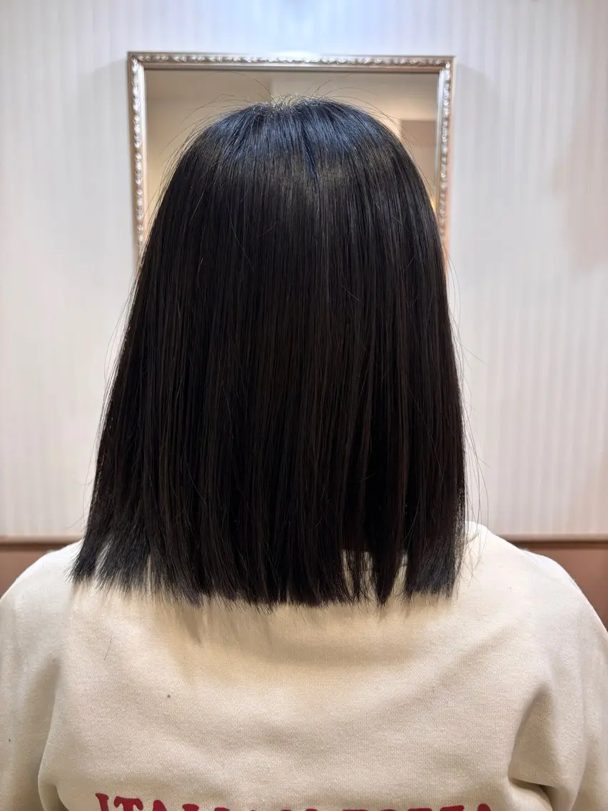 ミディアム 山田 愛のヘアスタイル