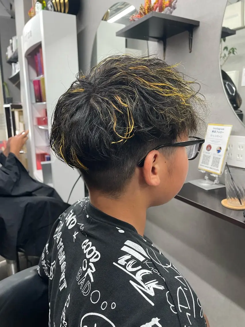カラー パーマ メンズ カット ヘアカラー パーマ ヘアセット ⭐️縮毛矯正⭐️ ✨ミラクルクッポ✨のヘアスタイル