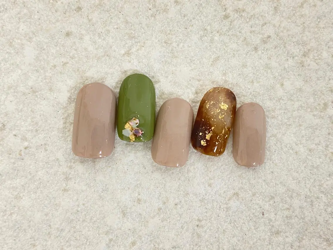 ネイル アートネイル べっ甲ネイル MOMO nailのネイルデザイン
