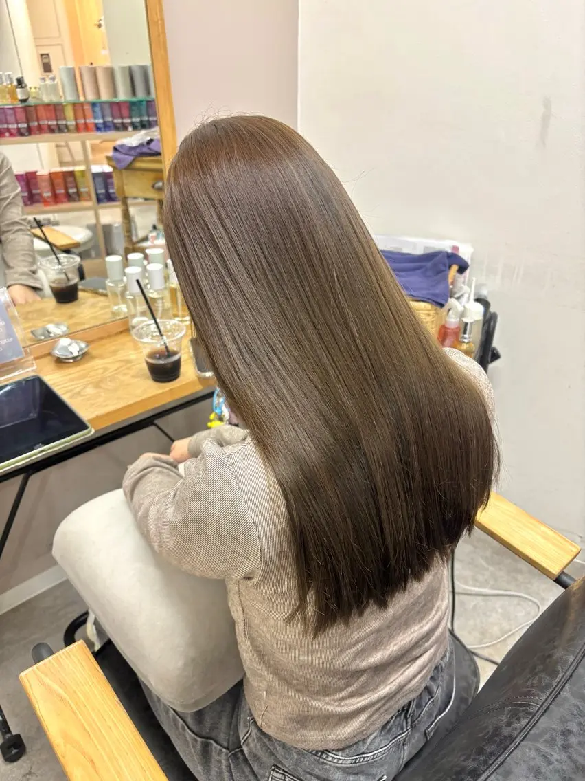 ロング カラー ベージュカラー ブリーチ ブリーチなしカラー カット ヘアカラー トリートメント 茶屋町 暗髪 透明感 増田のヘアスタイル
