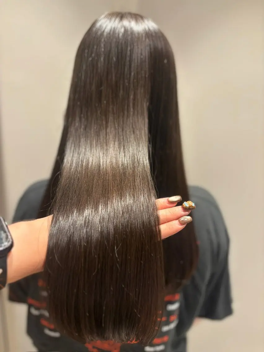 ロング カラー ヘアカラー トリートメント 髪質改善カラー ベージュ🤎YUMEのヘアスタイル