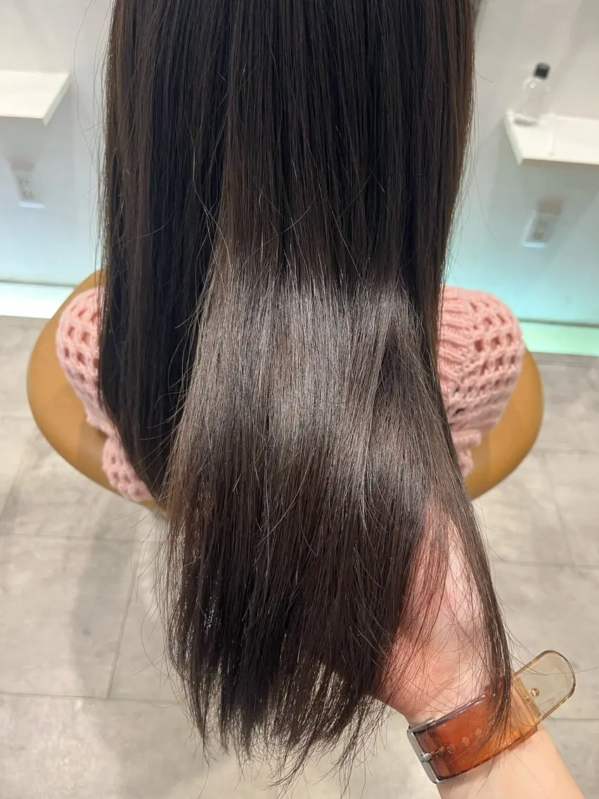 カラー ブラウンカラー オリーブブラウン 中田 舞桜のヘアスタイル