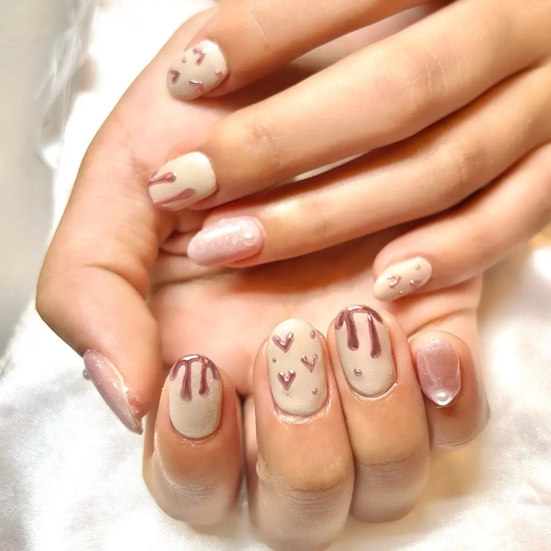 ネイル アートネイル オーロラネイル 成人式 ジェルネイル 韓国ネイル ハンドネイル clover nailのネイルデザイン