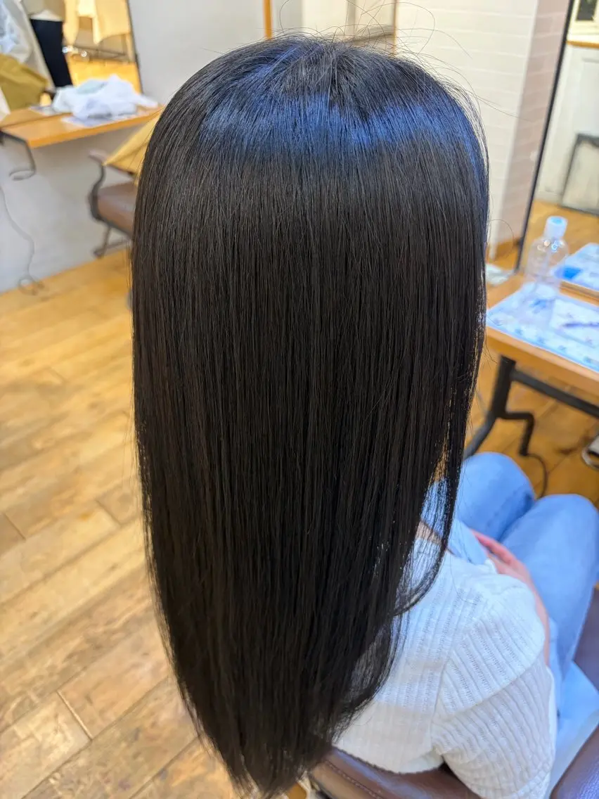 ロング 小川 凜のヘアスタイル
