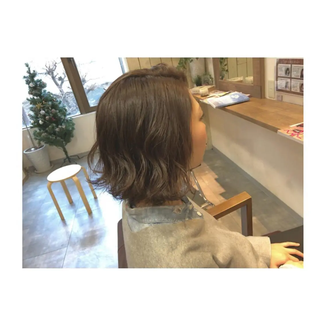 ミディアム カラー アッシュ ベージュカラー Topstylist HARUのヘアスタイル