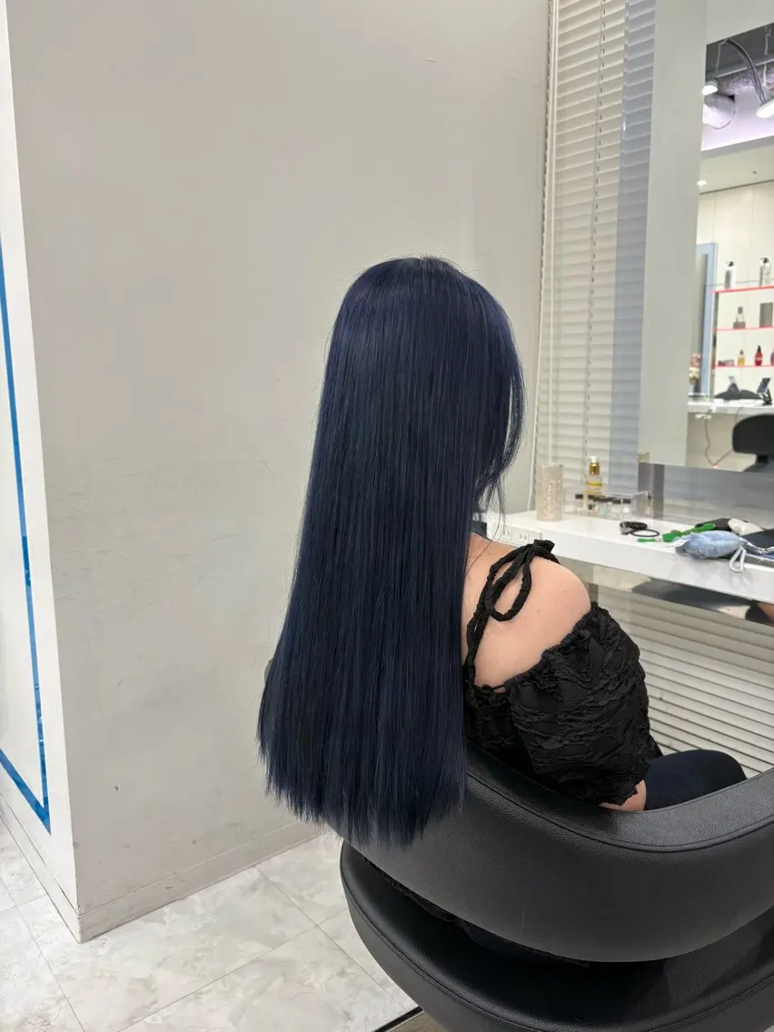 ロング カラー ヘアカラー 野口 楓華のヘアスタイル