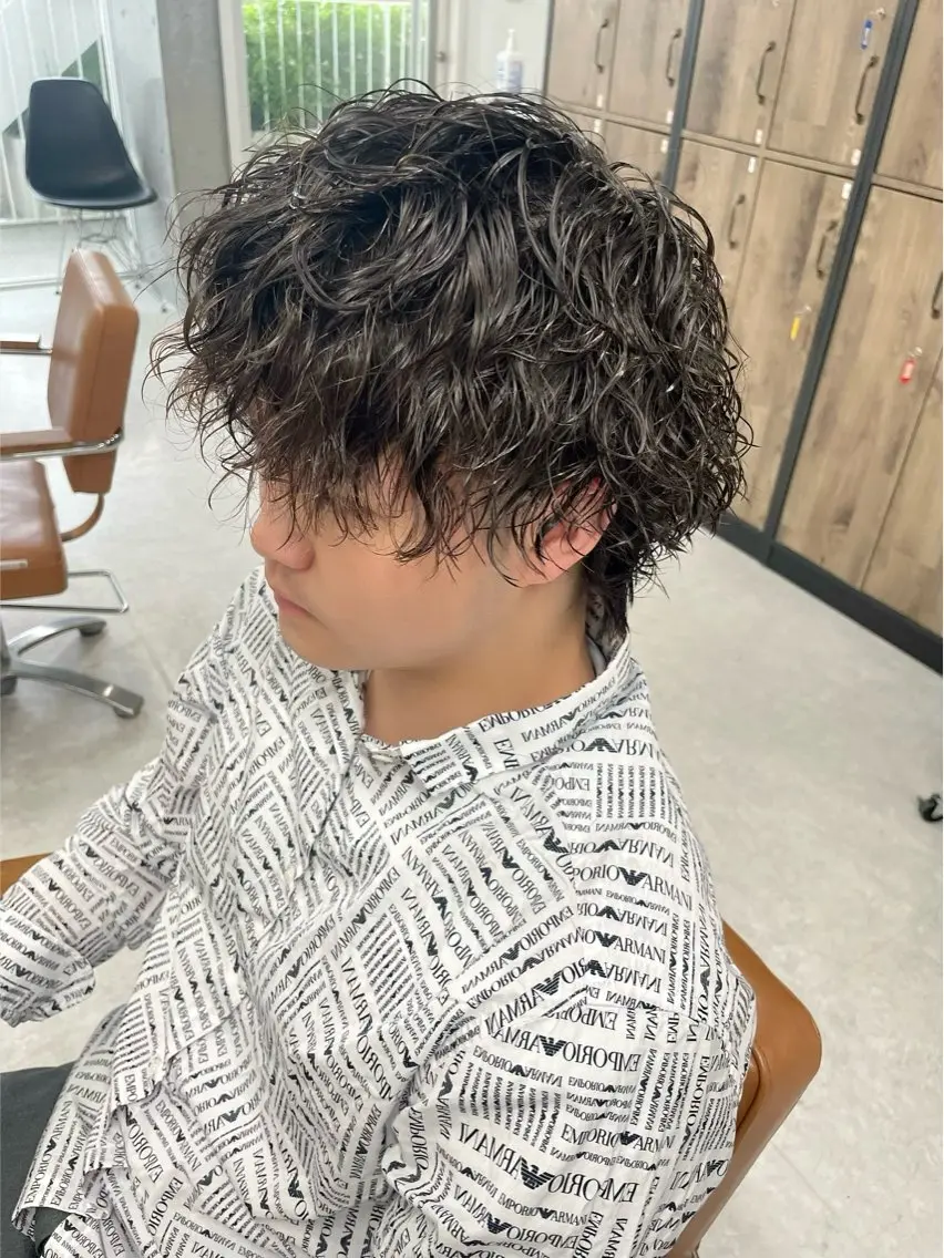 ミディアム パーマ メンズ カット パーマ トリートメント メンズ似合わせ🪞 kotoriのヘアスタイル