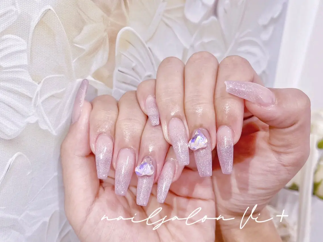 ネイル ✨Nailsalon Vi+✨のネイルデザイン