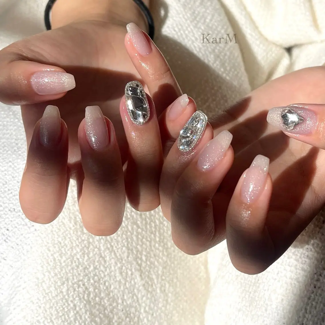 ネイル オーロラネイル チークネイル フラッシュネイル フレンチネイル グラデーション ハンドネイル ogino karinのネイルデザイン