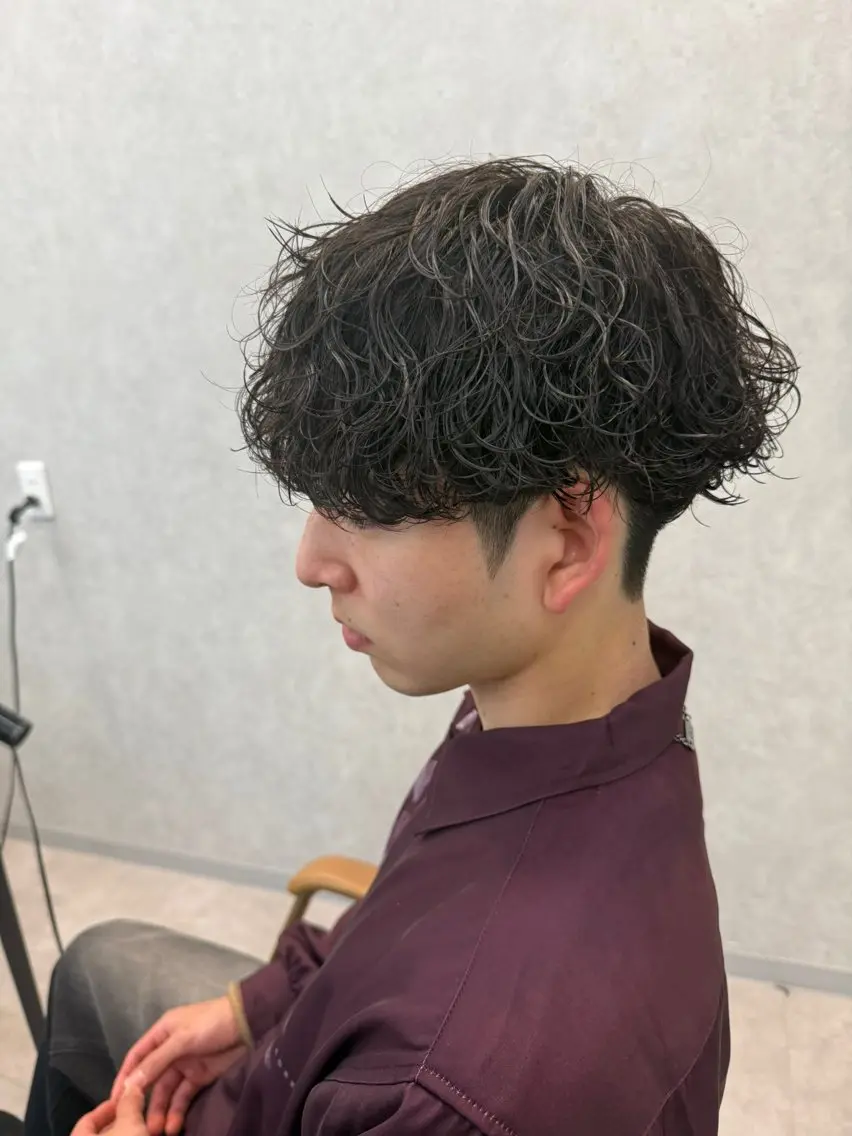 ミディアム パーマ メンズ ミディアムパーマ メンズパーマ 波巻きパーマ メンズパーマ職人/ 天神/tatsukiのヘアスタイル