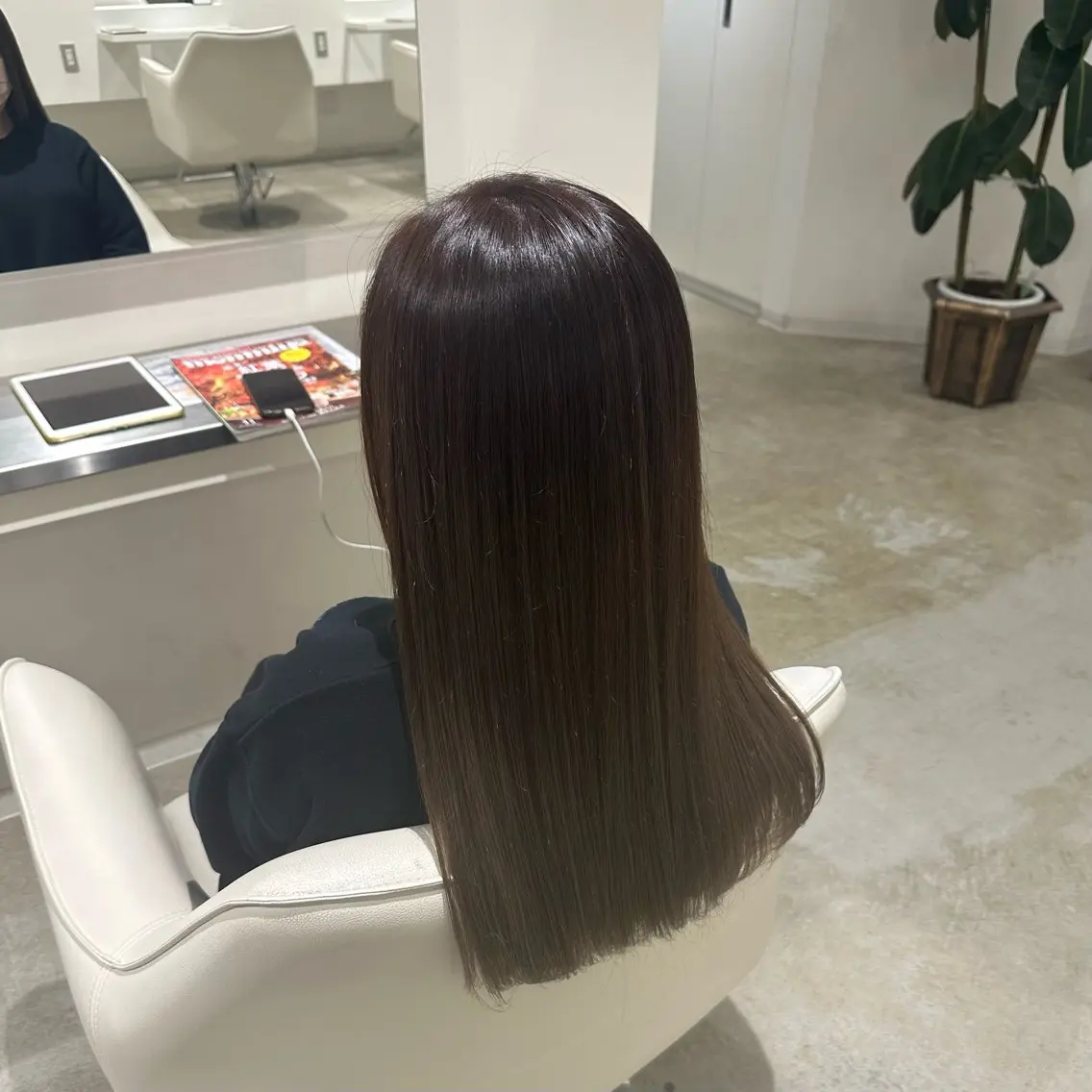 ロング カラー グレージュ オリーブグレージュ オリーブグレー 【Lien】 AYUのヘアスタイル