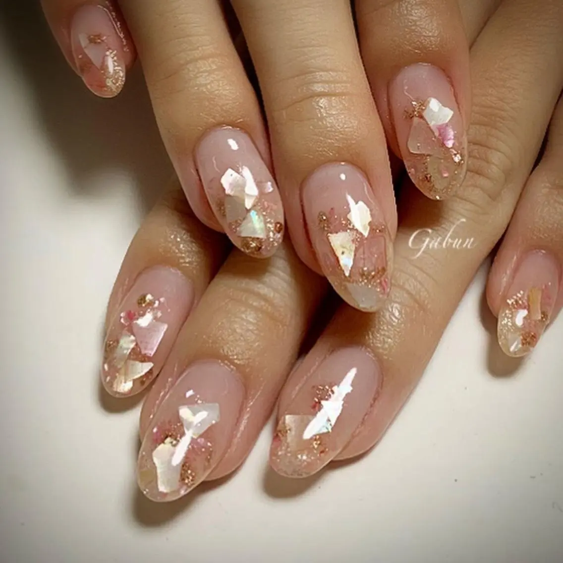 ネイル ニュアンスネイル ハンドネイル ハンドケア LOTUS ネイルサロンのネイルデザイン