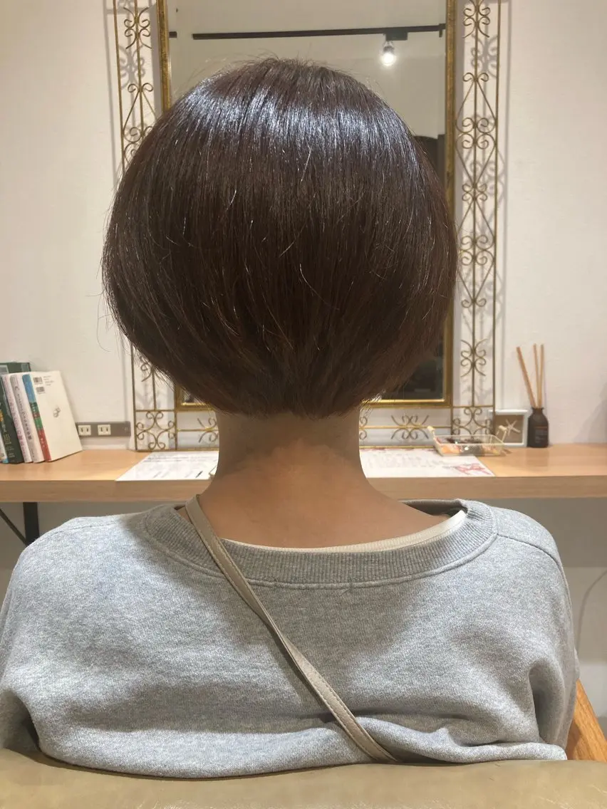 ショート ショートヘア ツヤカラー3850 まいのヘアスタイル
