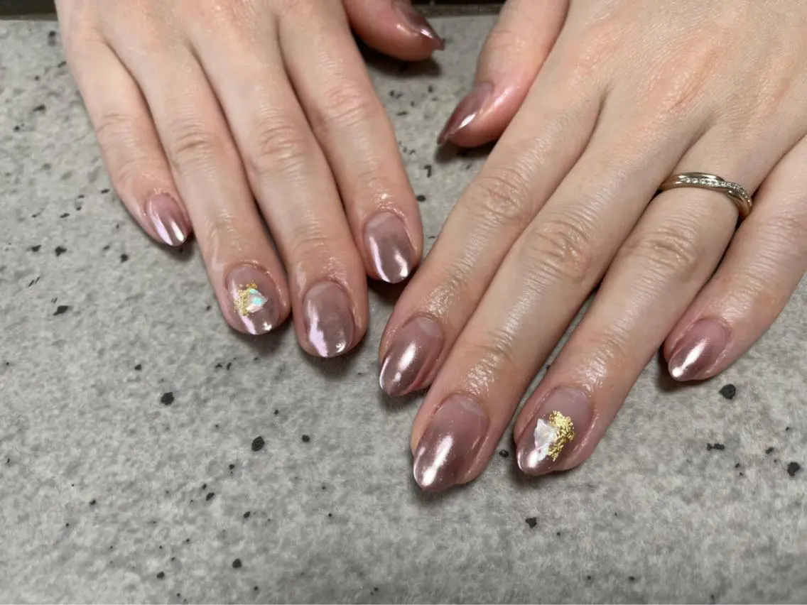ネイル グラデーション ミラーネイル ハンドネイル mogunail &blowのネイルデザイン