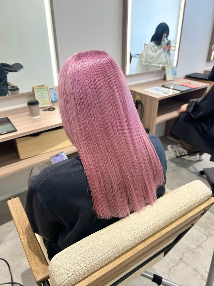 ロング カラー ヘアカラー トリートメント 🎀透明感カラー🎀 mikaのヘアスタイル