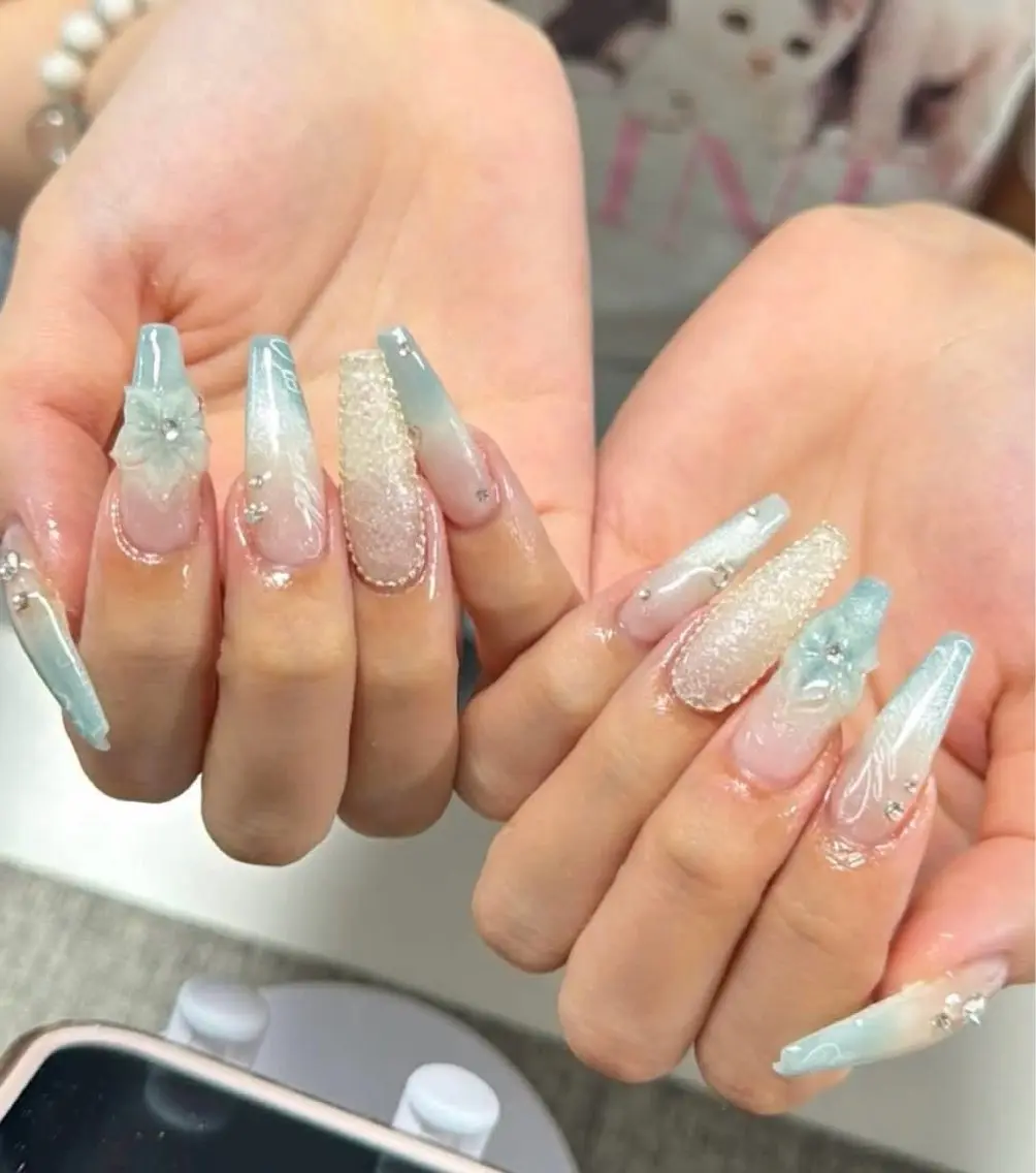 ネイル ハンドネイル Rinaky Amee Nailのネイルデザイン