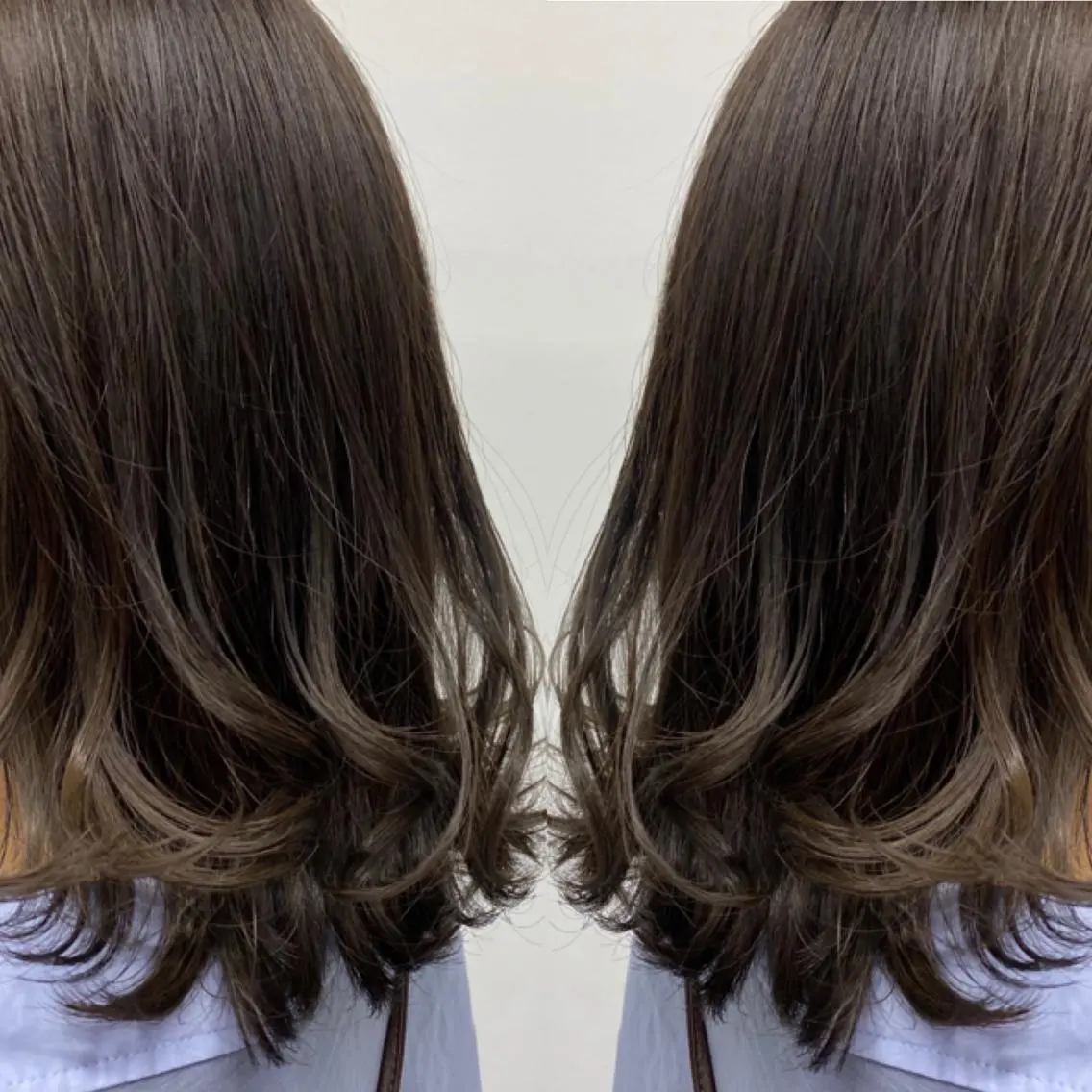 ミディアム カラー パーマ ヘアアレンジ ネイル マツエク・マツパ 韓国風ベージュ🤎 赤みなし🌿横浜🤎のヘアスタイル