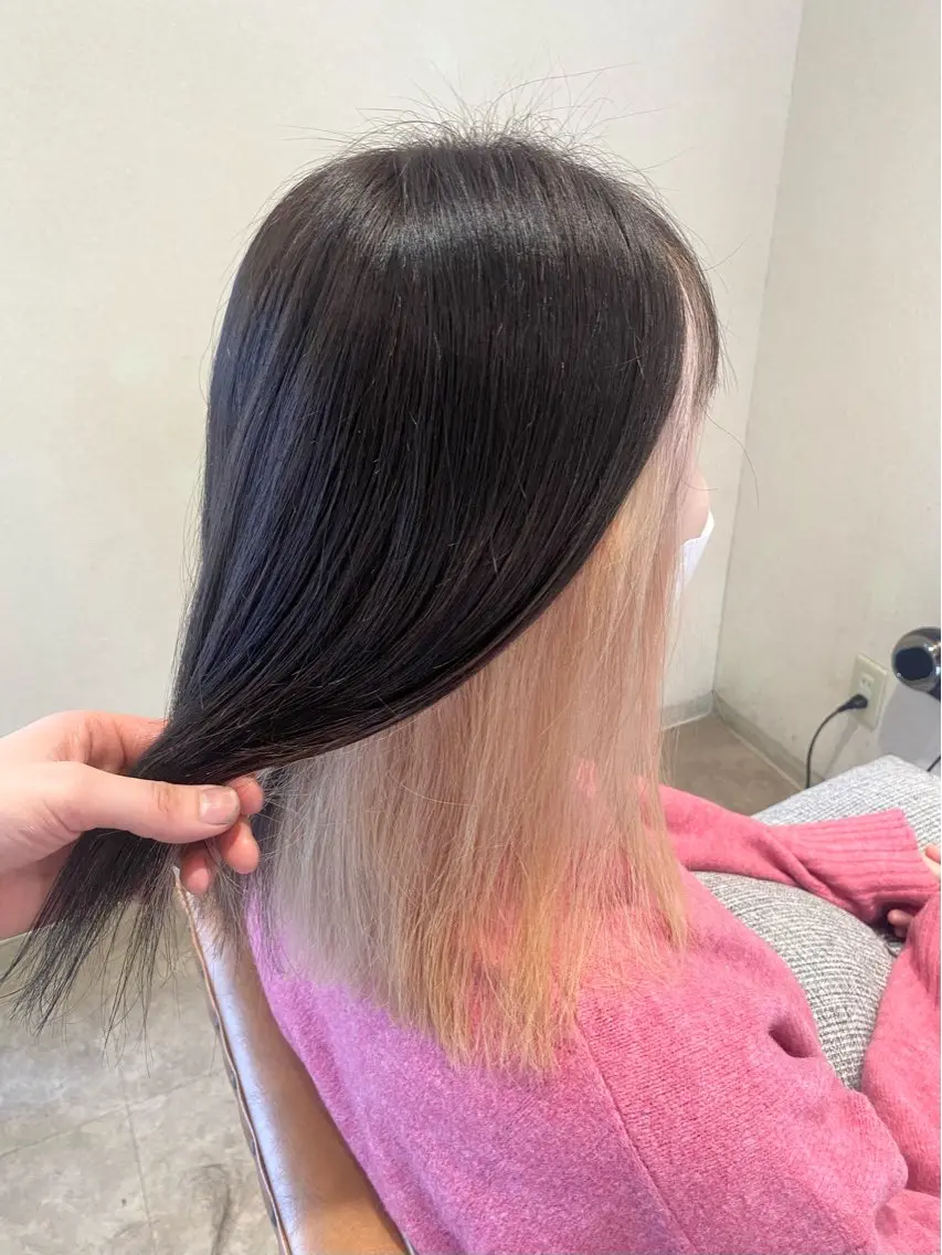 ミディアム カット ヘアカラー トリートメント 酸性ストレート/ブリ ーチなしWカラー河本のヘアスタイル