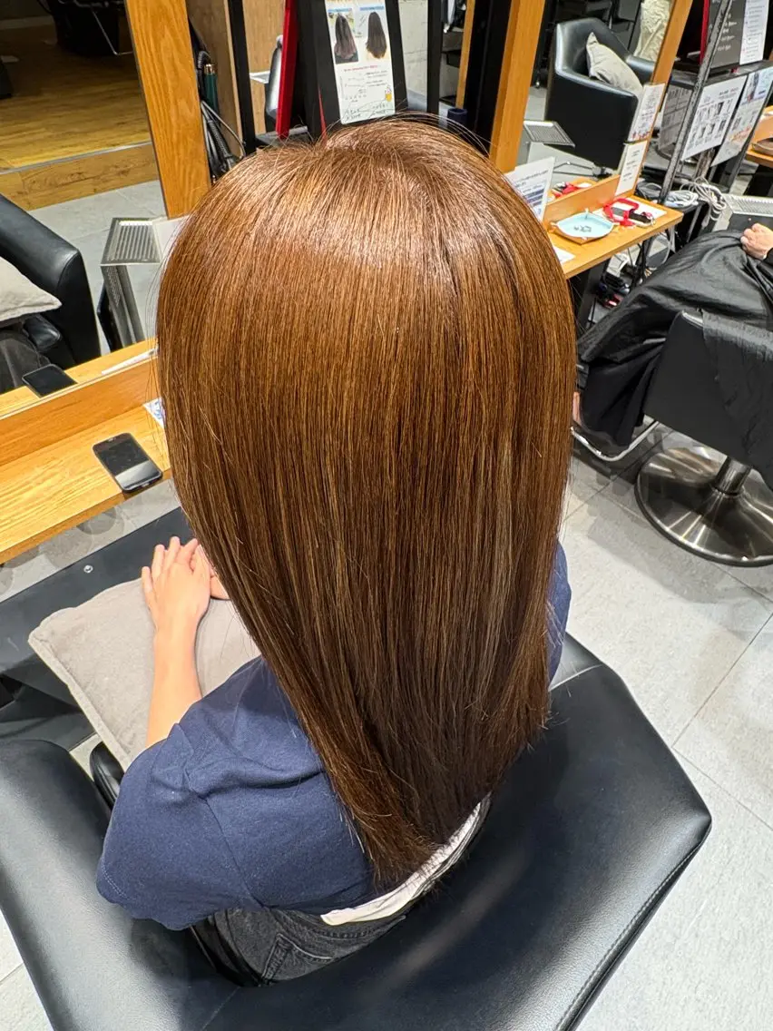 ロング カラー ブラウンカラー 透明感カラー ナチュラルブラウン ヘアカラー 眞鍋 瑠斗のヘアスタイル