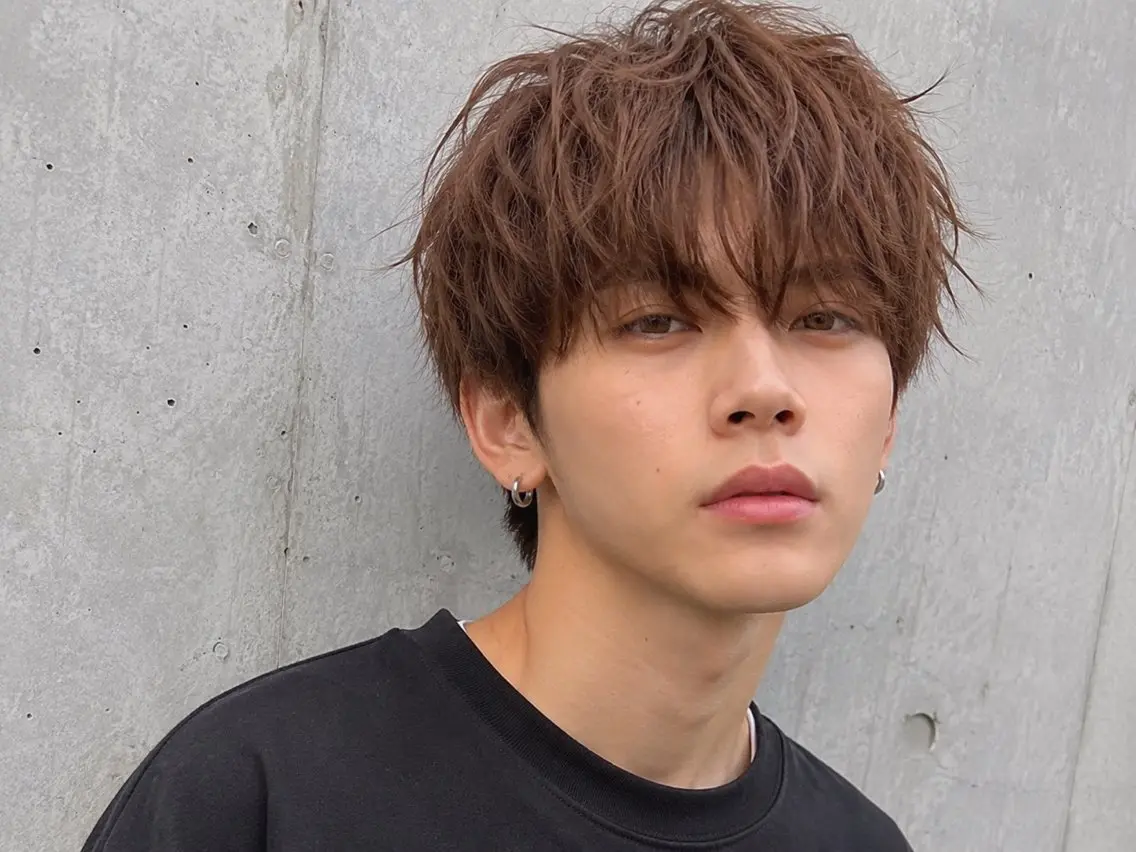 カラー ブラウンカラー 透明感カラー ナチュラルブラウン 学生 カット 内山 麗音のヘアスタイル