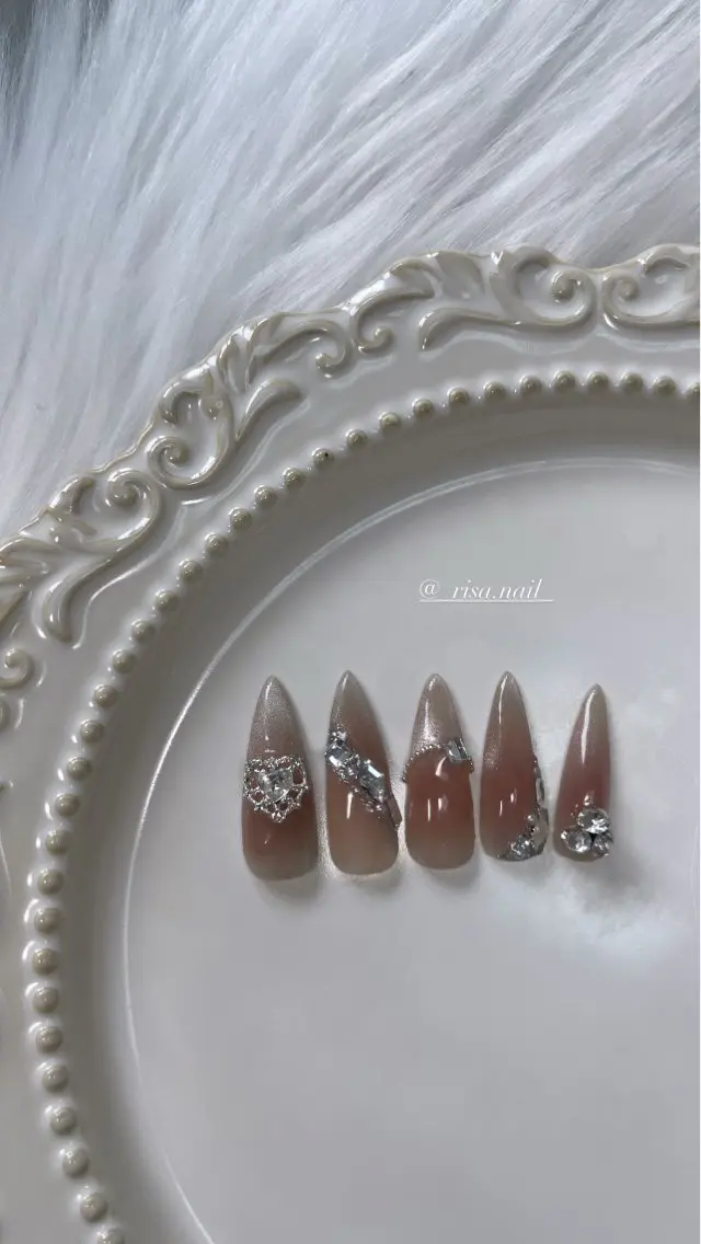 ネイル 🅁nail🪞✨ risa🎀のネイルデザイン