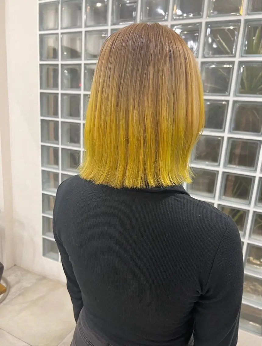 ショート カラー ヘアカラー 佐藤 凜のヘアスタイル