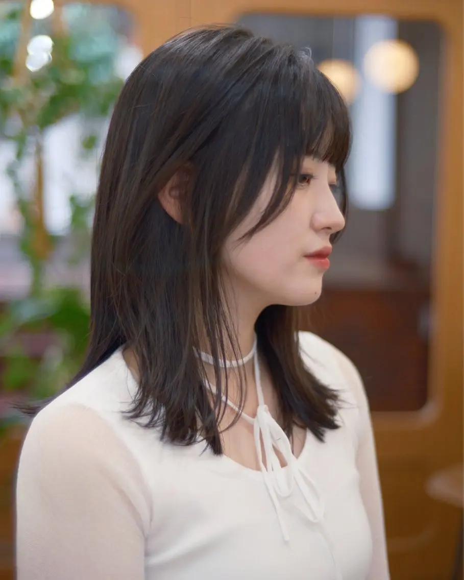 セミロング カラー くびれヘア レイヤーカット ayano🫧 《CIEN》のヘアスタイル
