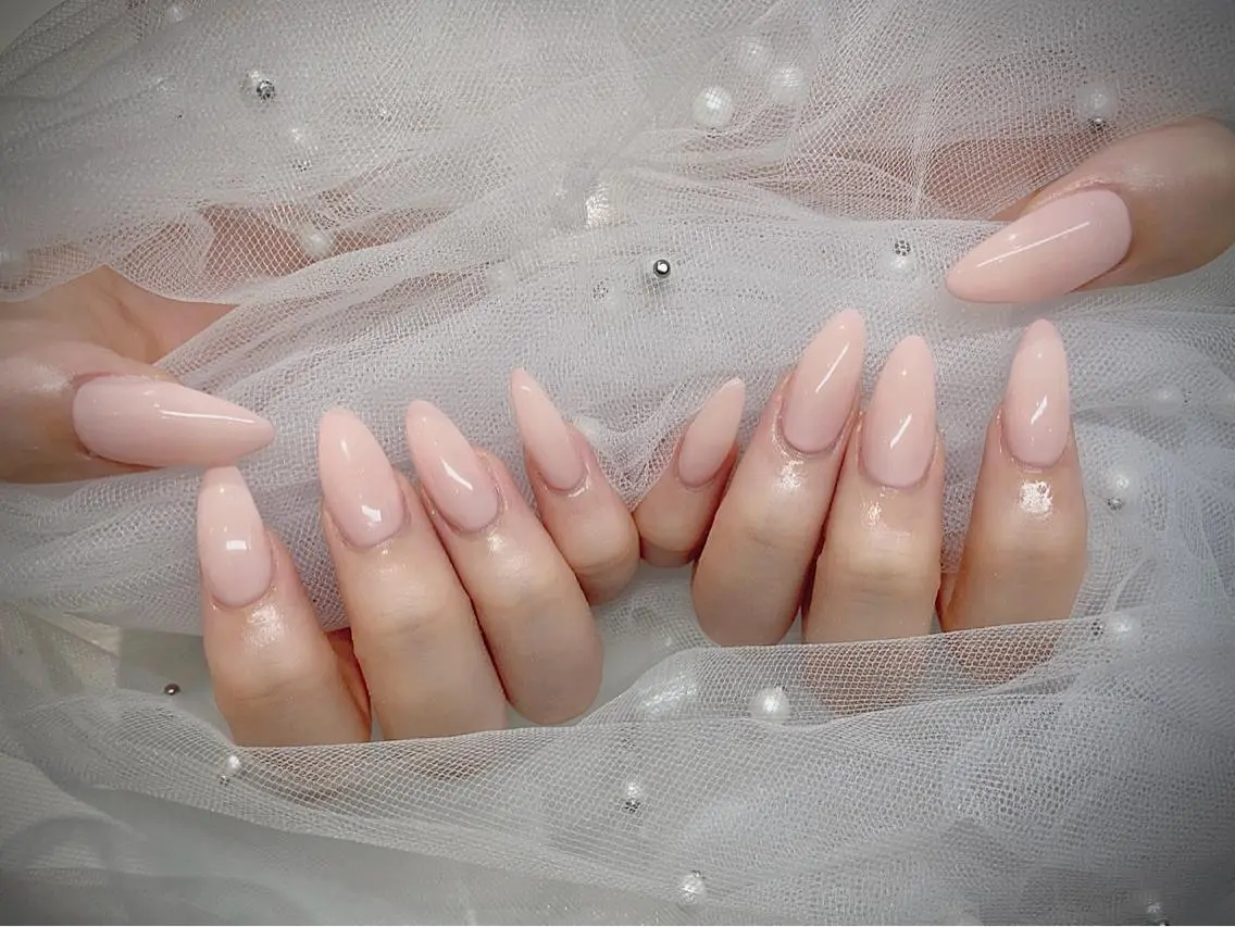 ネイル I-nailロング /ワンホン/キラキラのネイルデザイン
