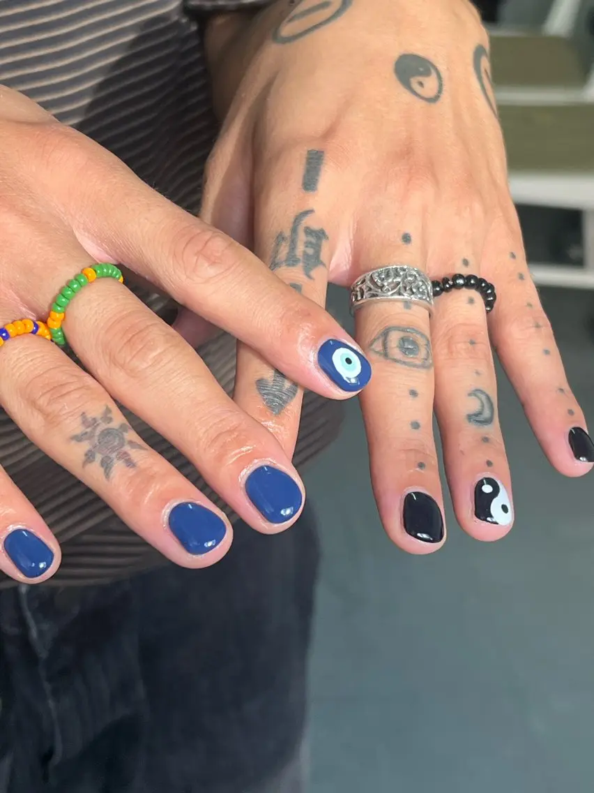ネイル ハンドネイル Hata nail 🎀個性派ニュアンスのネイルデザイン