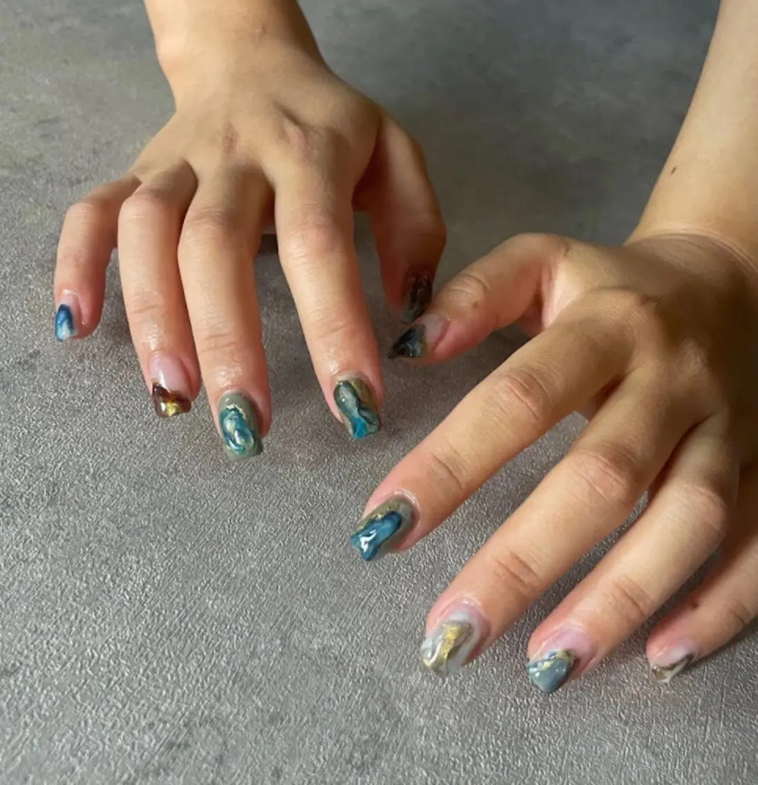 ネイル アートネイル ブルー クリアネイル フレンチネイル ジェルネイル nailstudio eviz新宿店のネイルデザイン