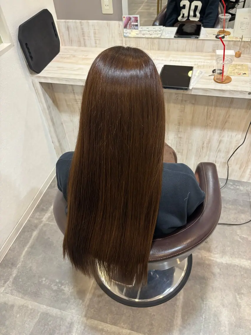 ロング カラー ヘアカラー トリートメント 平瀬 胡桃のヘアスタイル