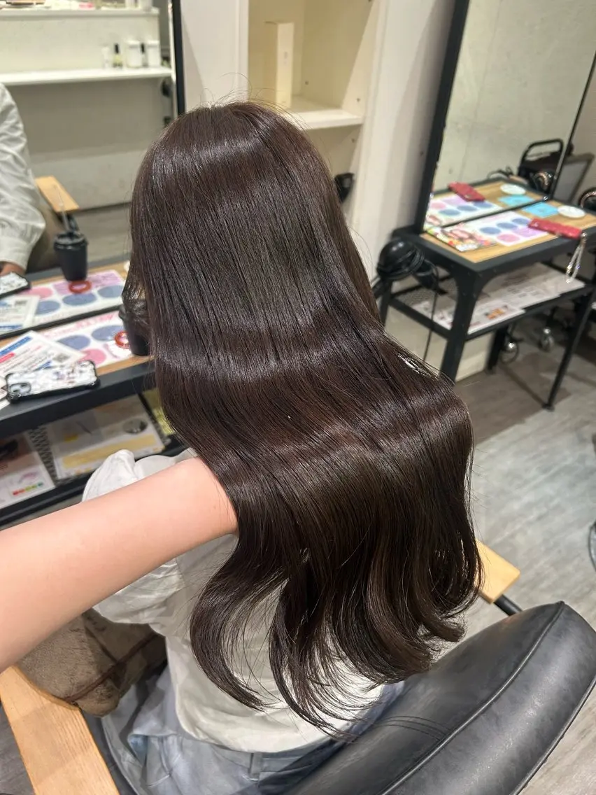 ロング カラー ヘアアレンジ グレージュ カット ヘアカラー トリートメント ヘッドスパ cocotte 💟草間紫音💟のヘアスタイル