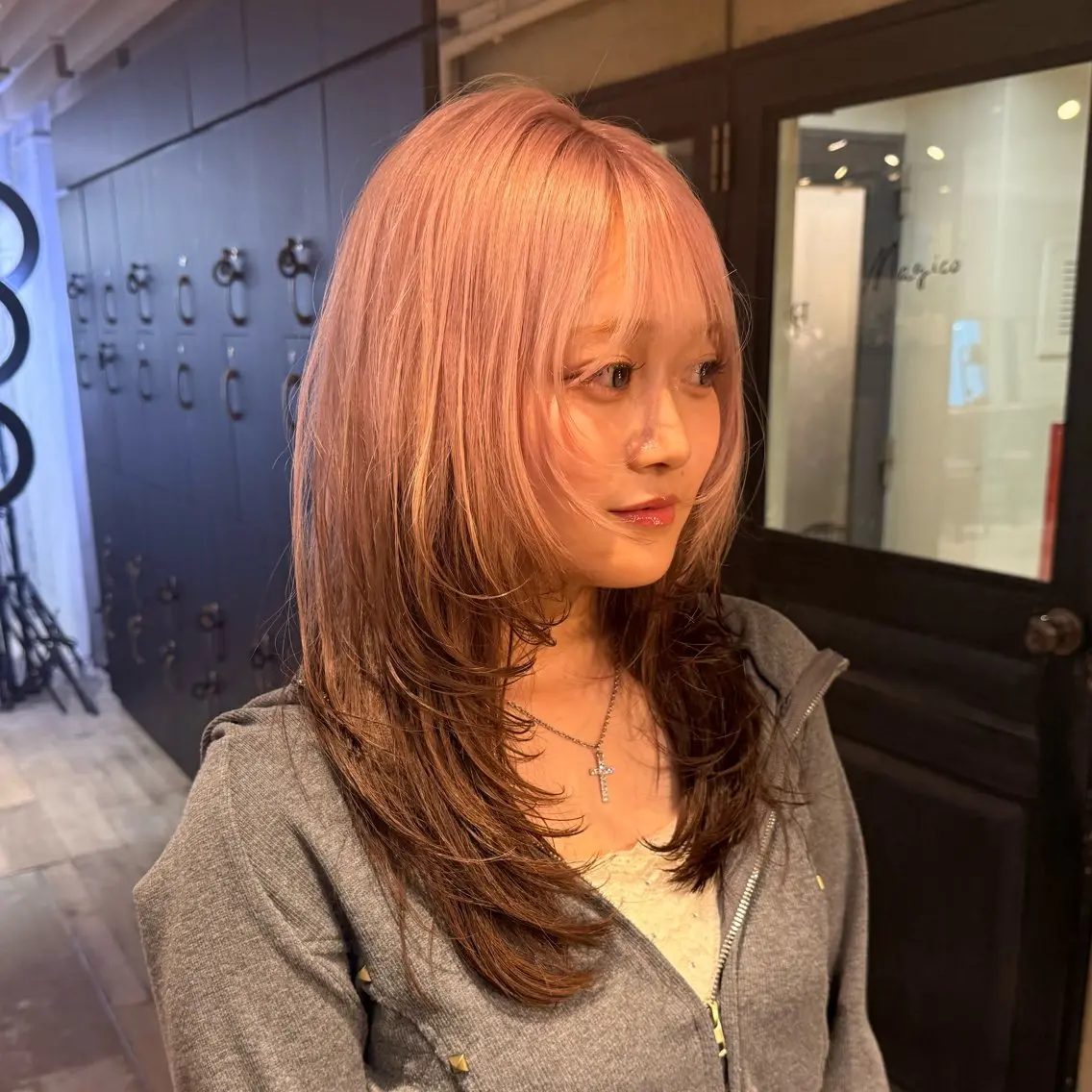 ロング カラー ヘアカラー トリートメント 💫色落ちまで可愛い ブリーチ💫ユウゴのヘアスタイル