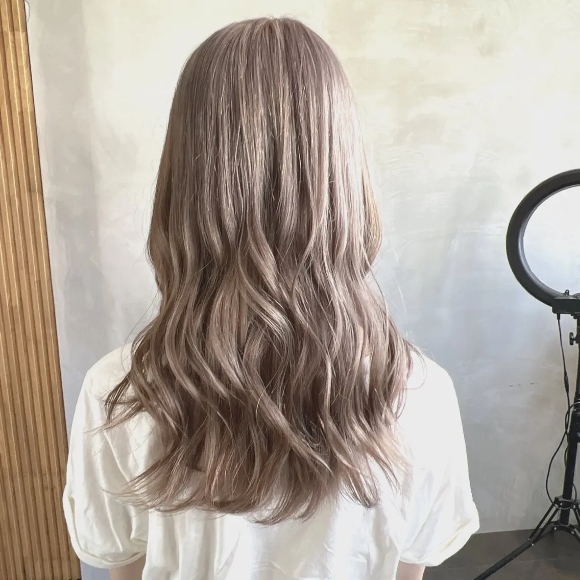 ロング カラー グレージュ ミルクティーグレージュ カット ヘアカラー トリートメント ブリーチなしWカラー メンズカット✨ワタベのヘアスタイル