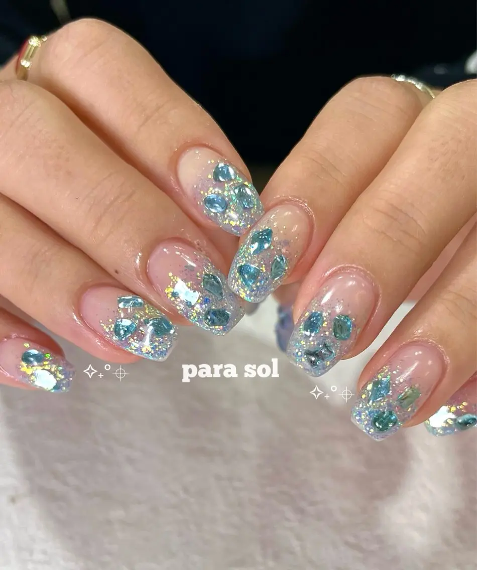 ネイル ラメ(グリッター) 水色 ストーンネイル ハンドネイル フットネイル Para Sol nail　Maoのネイルデザイン
