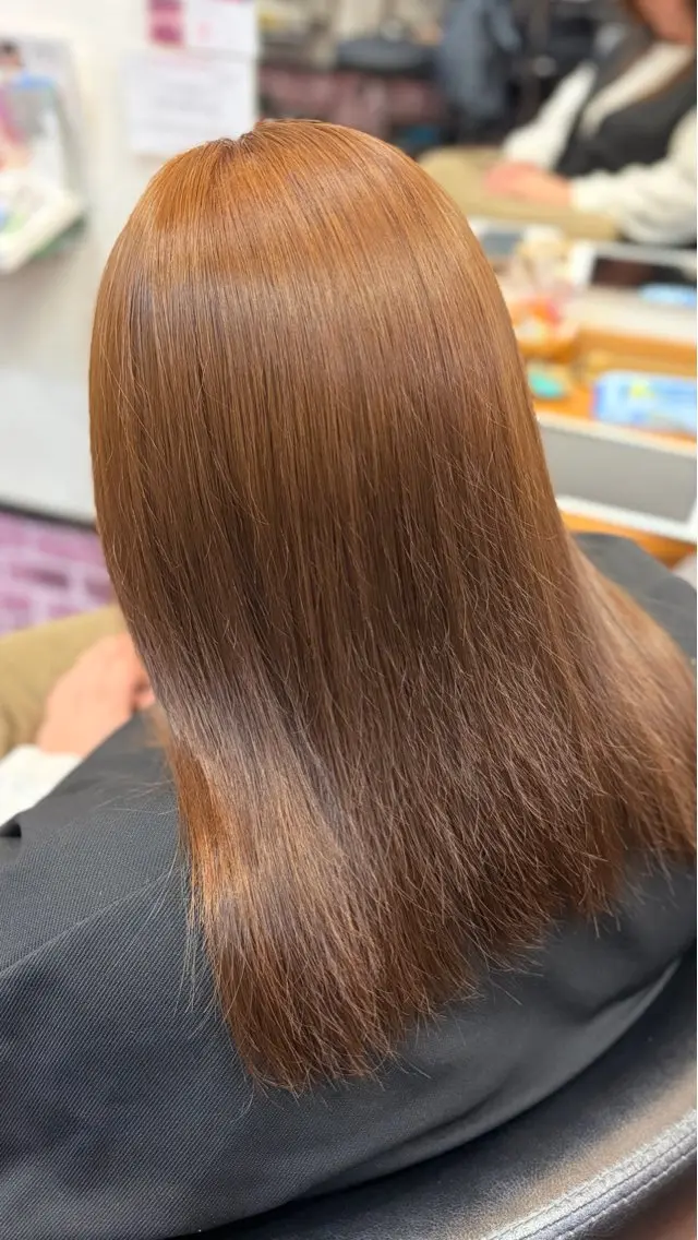 ミディアム カラー ベージュカラー ブリーチ ブリーチなしカラー ヘアカラー 古賀 桜のヘアスタイル