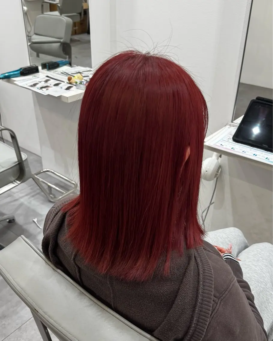 ミディアム カラー ヘアアレンジ ブリーチ ヘアカラー EleRe ゆ ら🎵のヘアスタイル
