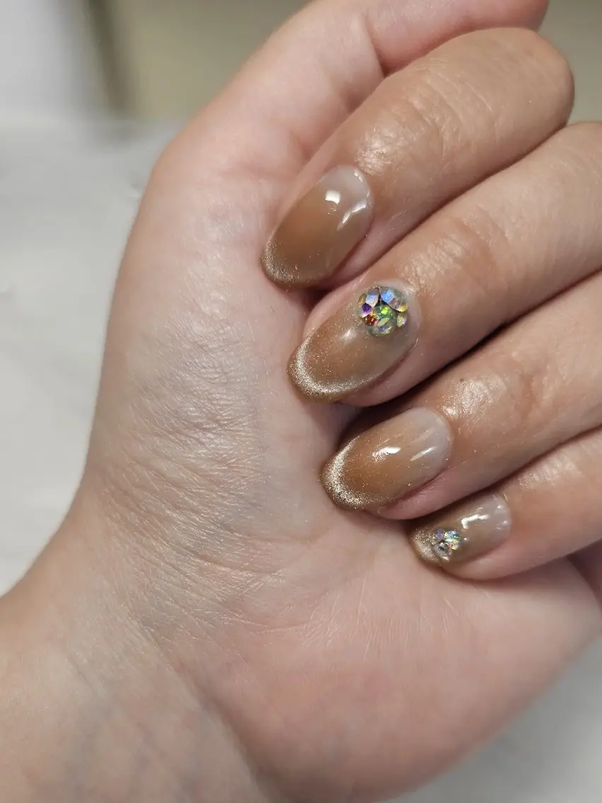 ネイル ブラウン フレンチネイル グラデーション マグネットネイル マグネットフレンチ Viva Nail 堺区自宅ネイルサロンのネイルデザイン