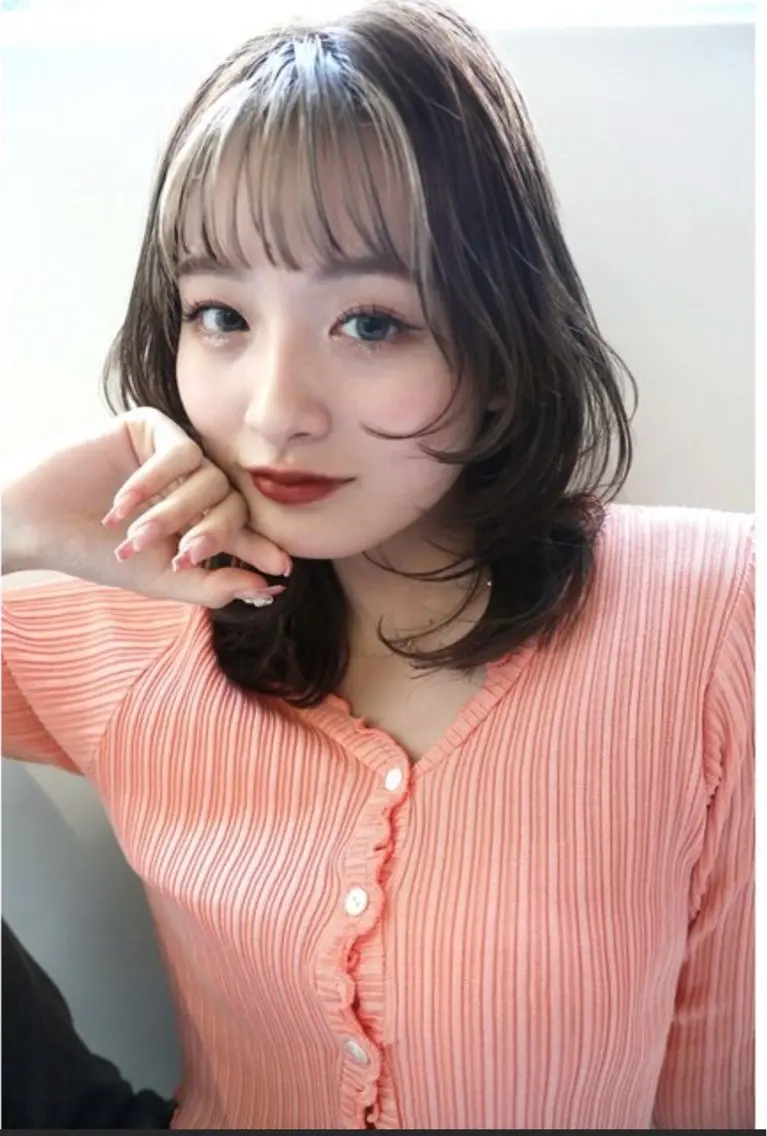 セミロング ヘアカラー トリートメント JILL ユキのヘアスタイル