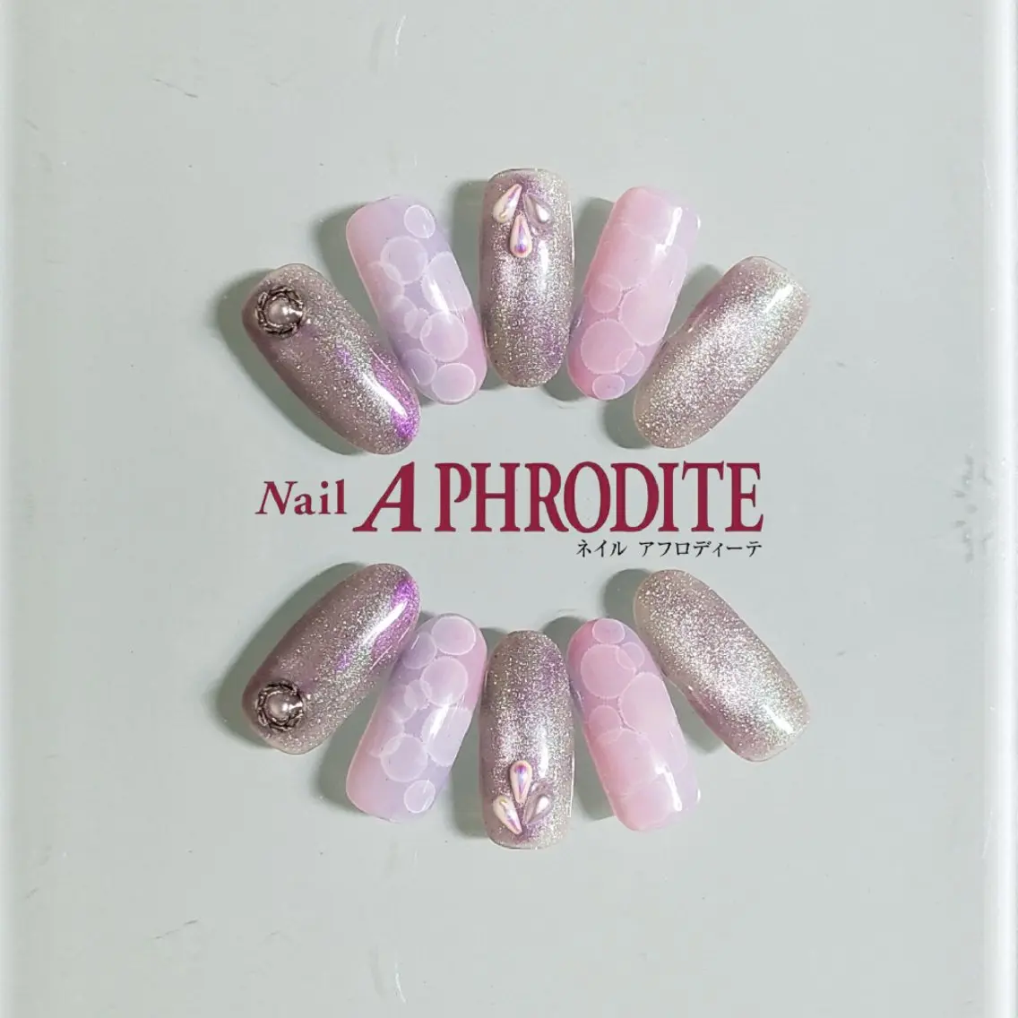 ネイル ジェルネイル ニュアンスネイル スカルプネイル ソフトジェル ネイルチップ ハンドネイル Nail Aphroditeのネイルデザイン