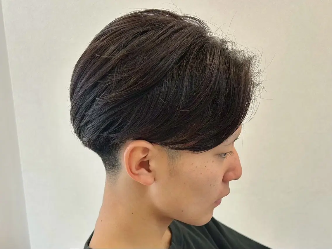 ショート センターパート 韓国ヘア・綾也のヘアスタイル