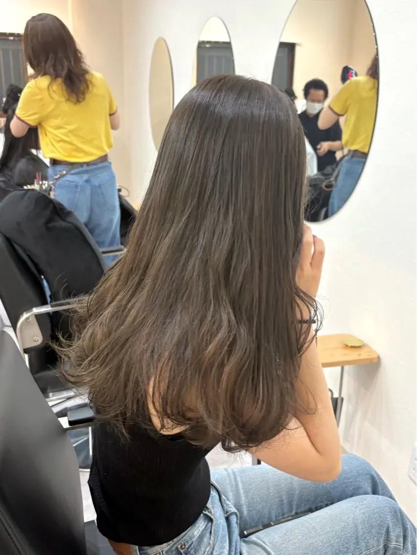 セミロング カラー ブリーチ グレージュ ブリーチなしカラー カット ヘアカラー トリートメント ハル🌸柔色/ ブリーチなし/艶髪のヘアスタイル