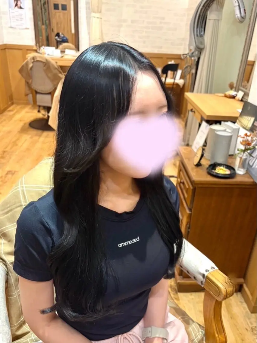 ロング 顔周りカット 小顔カット 向島 佳奈のヘアスタイル