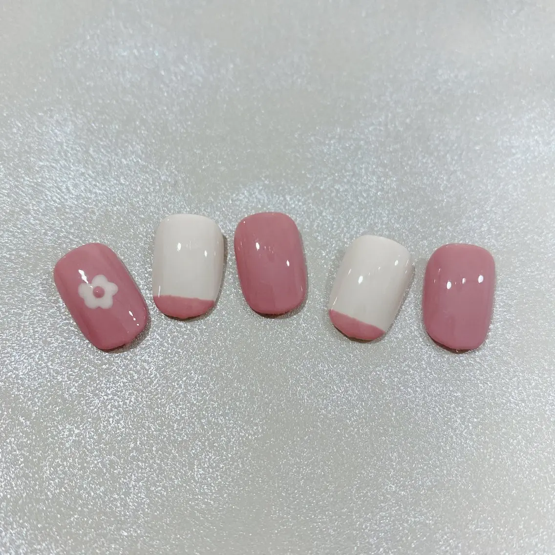 ネイル emiu petiteのネイルデザイン