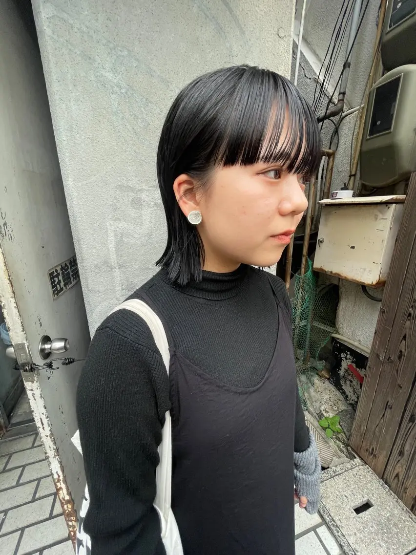 ミディアム オン眉 カット ヘアカラー トリートメント ayane⭐️ボブ・ ショート・パーマのヘアスタイル