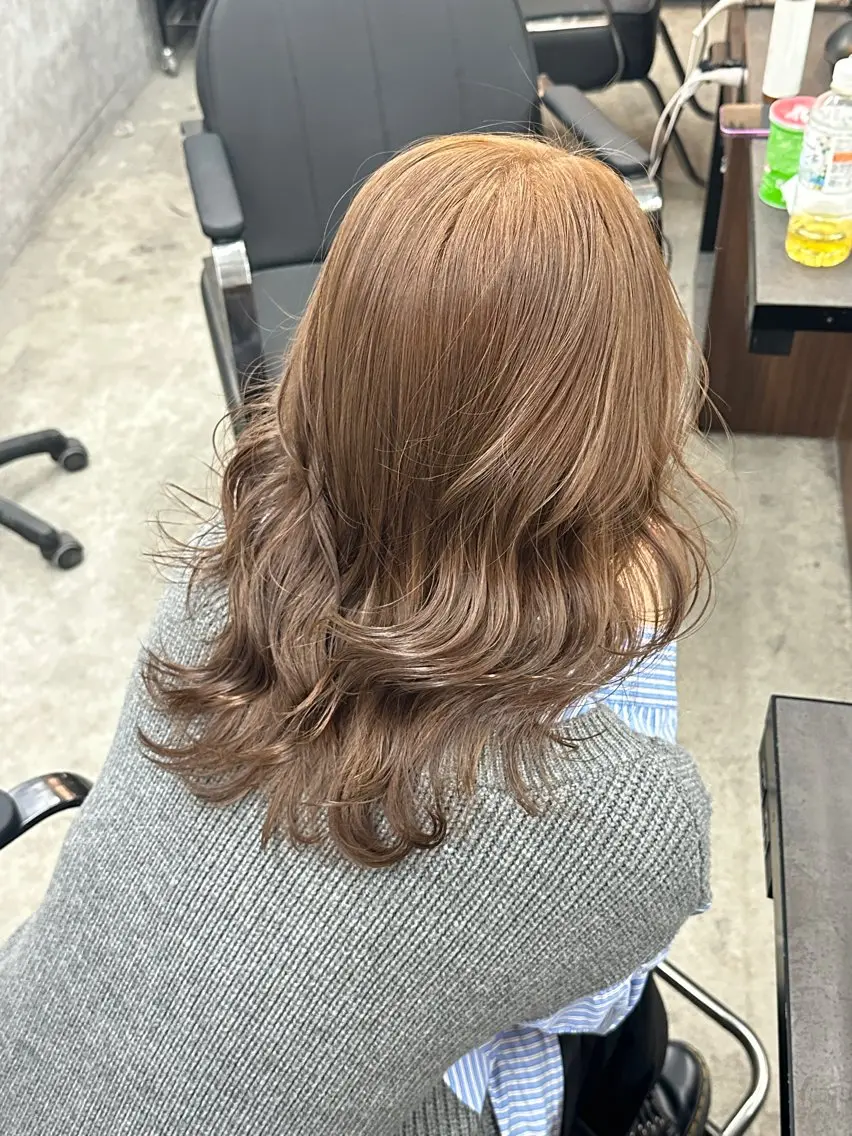ミディアム カラー ブリーチ カット ヘアカラー トリートメント 透明感/美髪カラー ダブルカラー/ユウゴのヘアスタイル