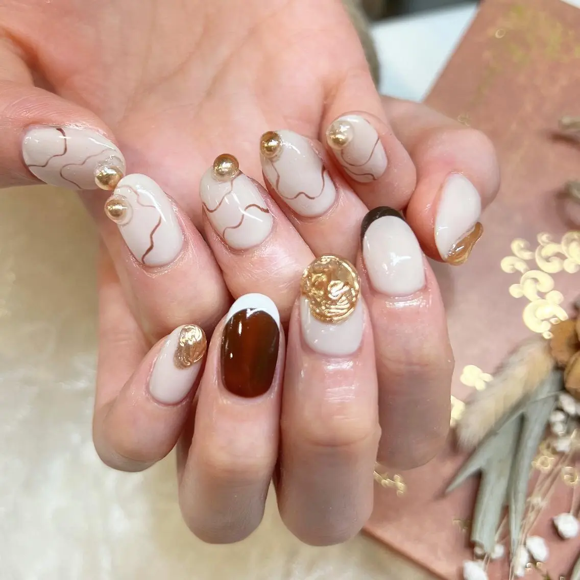 ネイル ニュアンスネイル nailist yuiのネイルデザイン