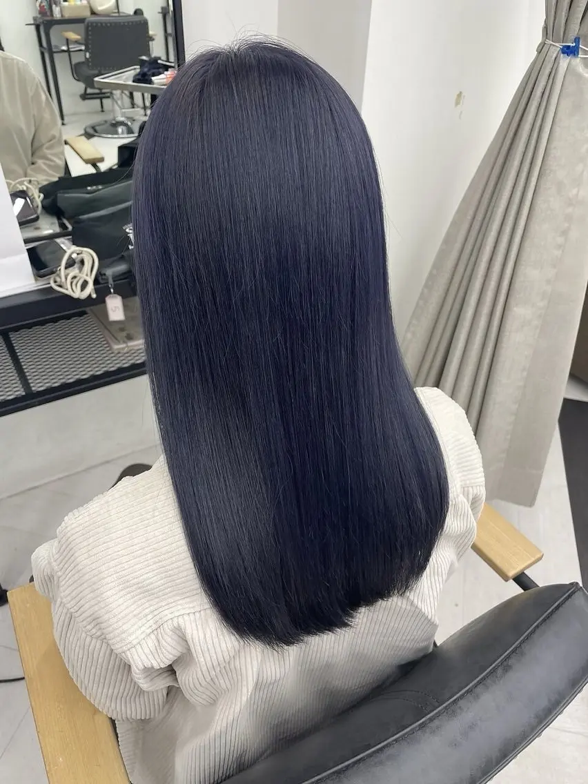 ロング himari💜 酸性ストレートのヘアスタイル